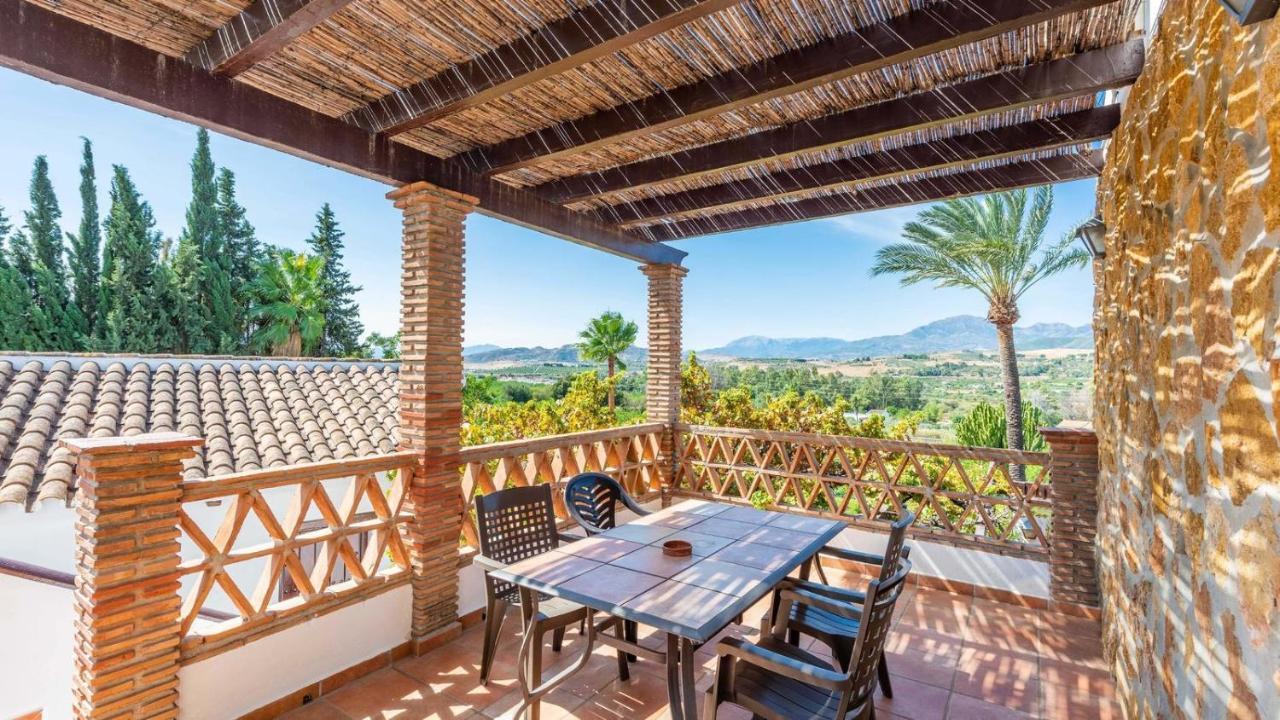 Casa La Vina Del Arenal By Ruralidays *