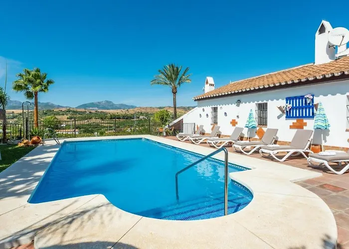 Casa La Vina Del Arenal Pizarra By Ruralidays